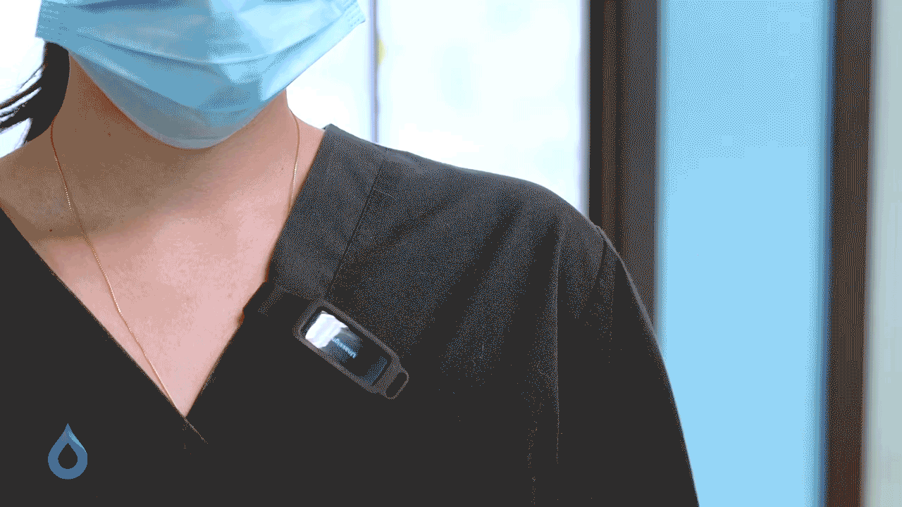 Stay-Ahead-of-the-HAIs-with-Vitalacy's-SmartClip_-The-Wearable-Solution-for-Infection-Prevention-(1).gif